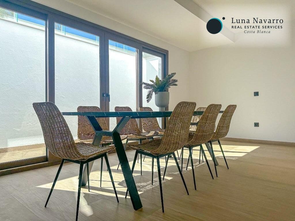 4 sypialnia Willa na sprzedaż w Finestrat z basenem - 775 000 € (Ref: 8559630)