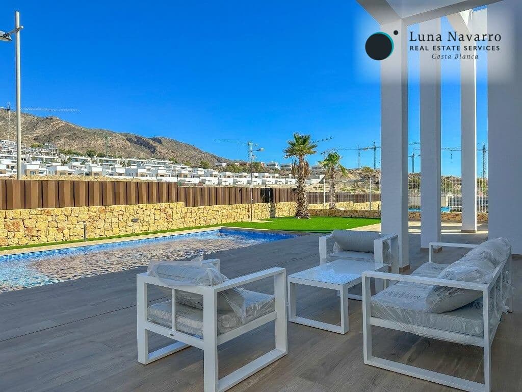 4 sypialnia Willa na sprzedaż w Finestrat z basenem - 775 000 € (Ref: 8559630)