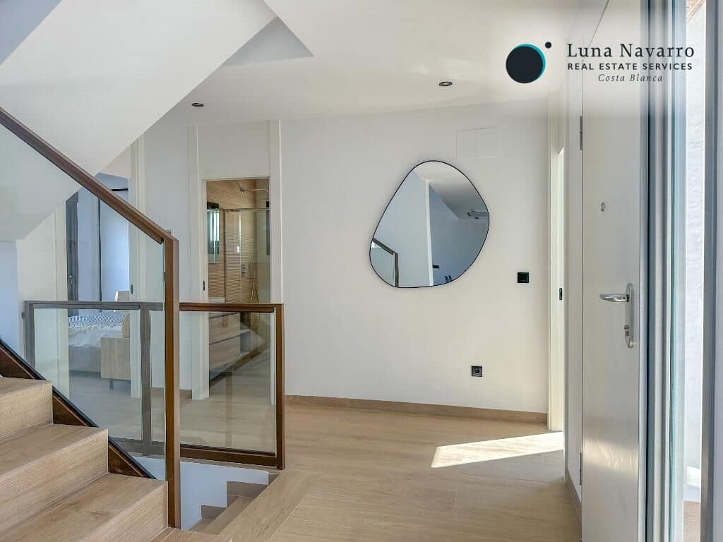 4 sypialnia Willa na sprzedaż w Finestrat z basenem - 775 000 € (Ref: 8559630)