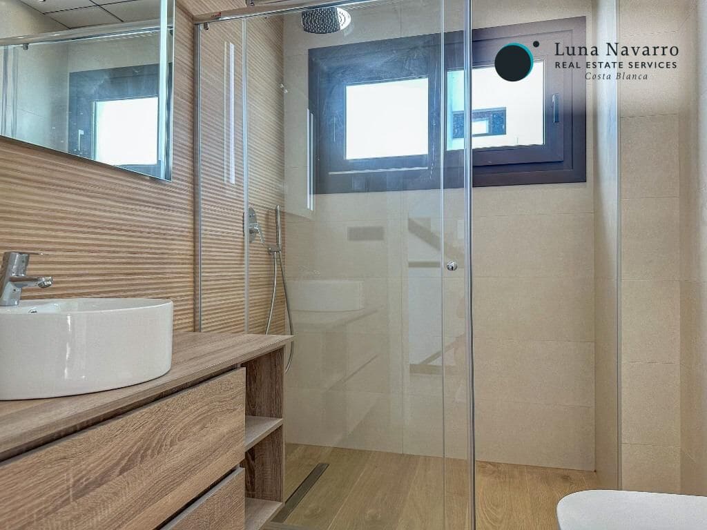 4 sypialnia Willa na sprzedaż w Finestrat z basenem - 775 000 € (Ref: 8559630)