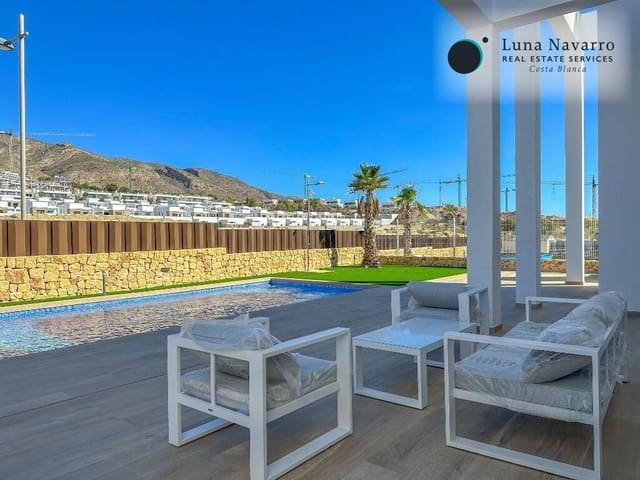 4 sypialnia Willa na sprzedaż w Finestrat z basenem - 775 000 € (Ref: 8559630)