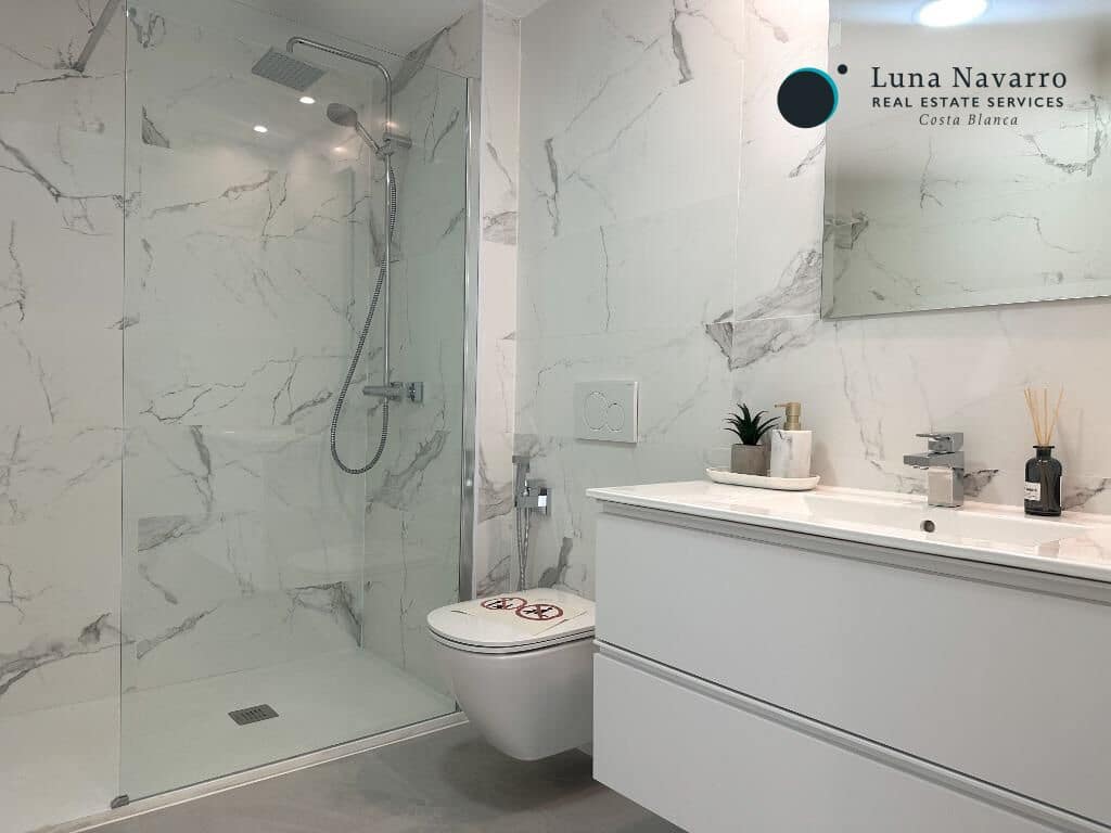 2 slaapkamer Penthouse te koop in Finestrat met zwembad - € 350.000 (Ref: 8570413)