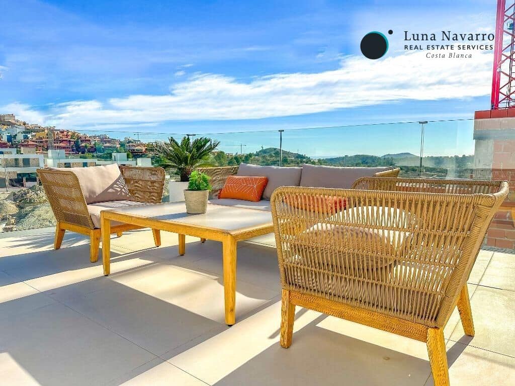 Chalet de 3 habitaciones en Finestrat en venta con piscina garaje - 549.000 € (Ref: 8666497)