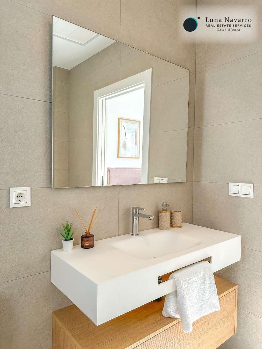 Chalet de 3 habitaciones en Finestrat en venta con piscina garaje - 549.000 € (Ref: 8666497)