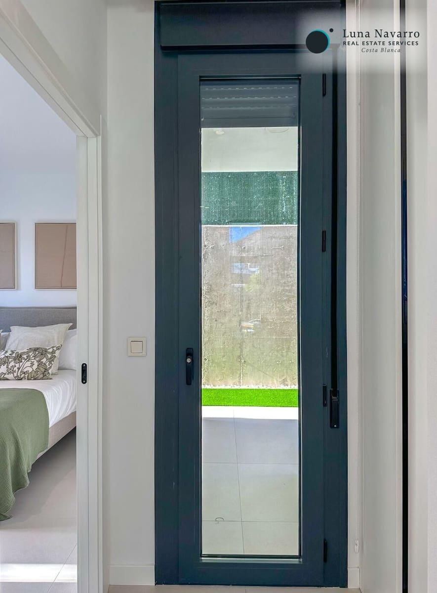 Chalet de 3 habitaciones en Finestrat en venta con piscina garaje - 549.000 € (Ref: 8666497)