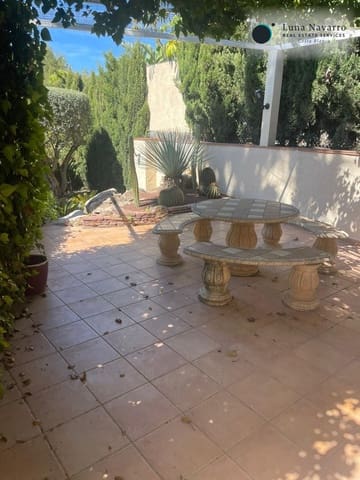 3 sypialnia Willa na sprzedaż w Altea z basenem garażem - 1 650 000 € (Ref: 9730763)