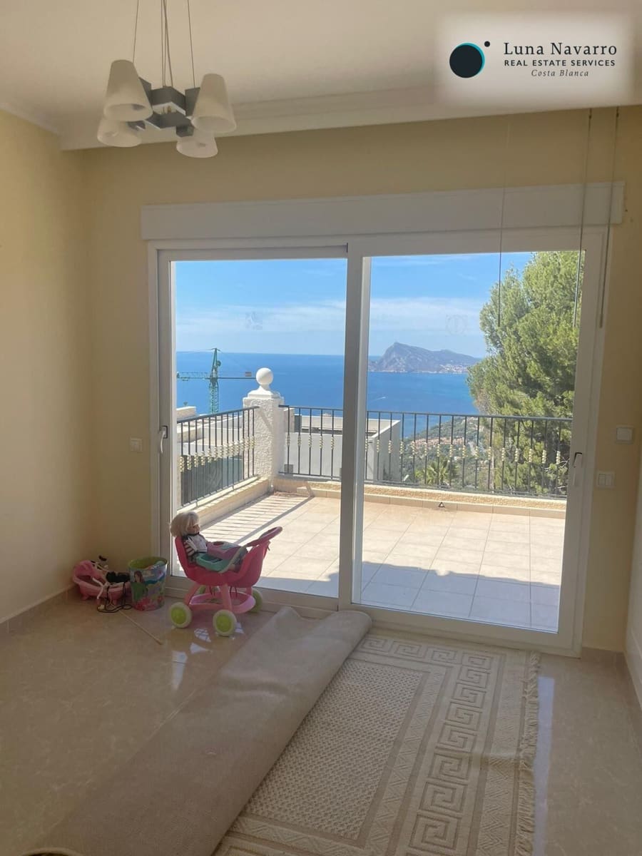 3 sypialnia Willa na sprzedaż w Altea z basenem garażem - 1 650 000 € (Ref: 9730763)