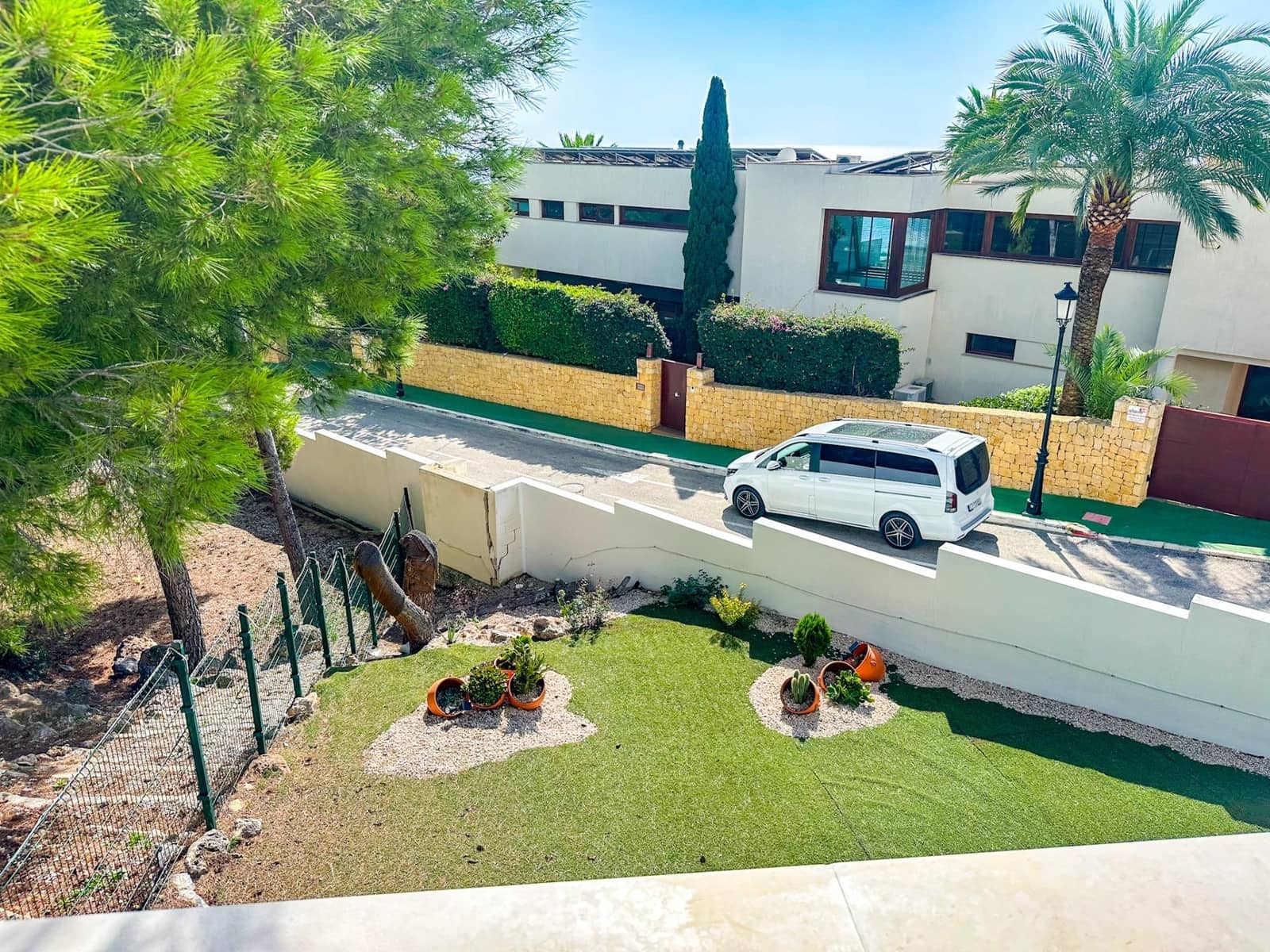 4 bedroom Villa for sale in Altea with pool - € 1,250,000 (Ref: 9730765)