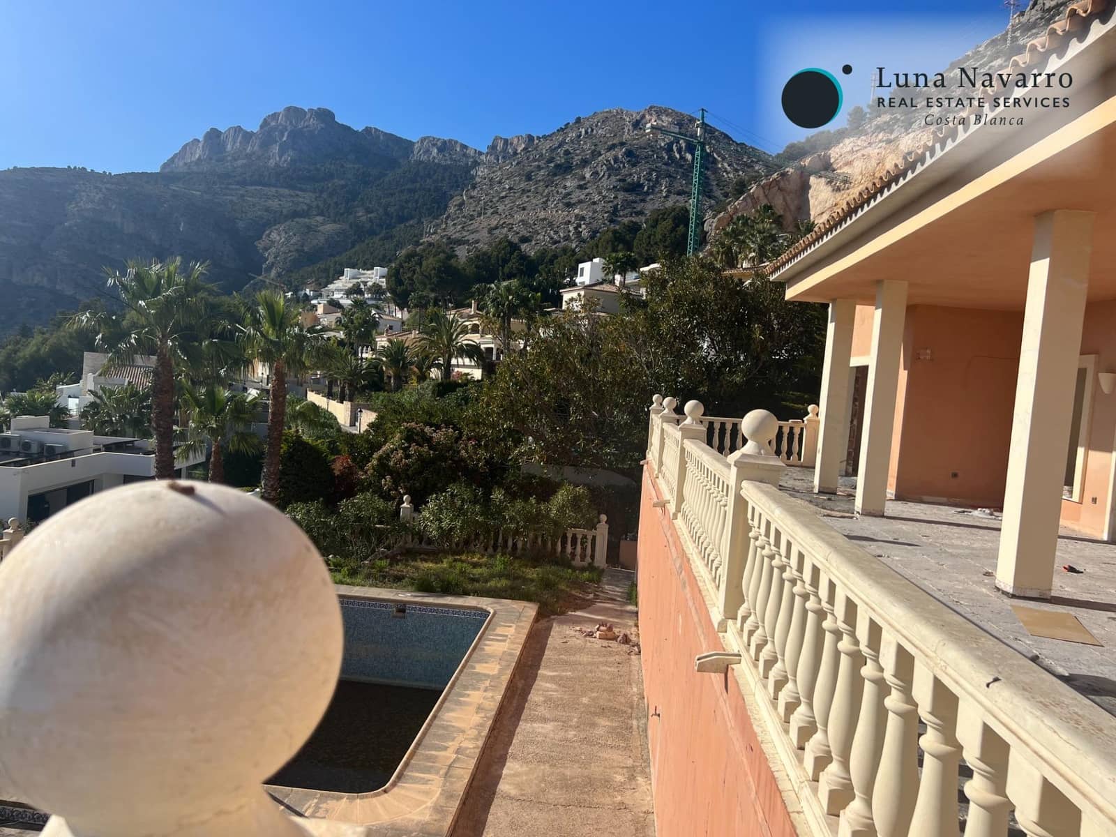 Chalet de 4 habitaciones en Altea en venta con piscina garaje - 2.690.000 € (Ref: 9730768)