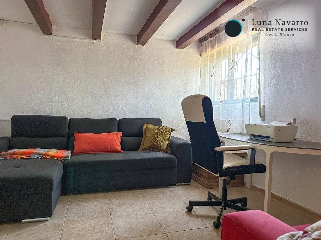 4 bedroom Finca/Country House for sale in Confrides with garage - € 230,000 (Ref: 9730769)