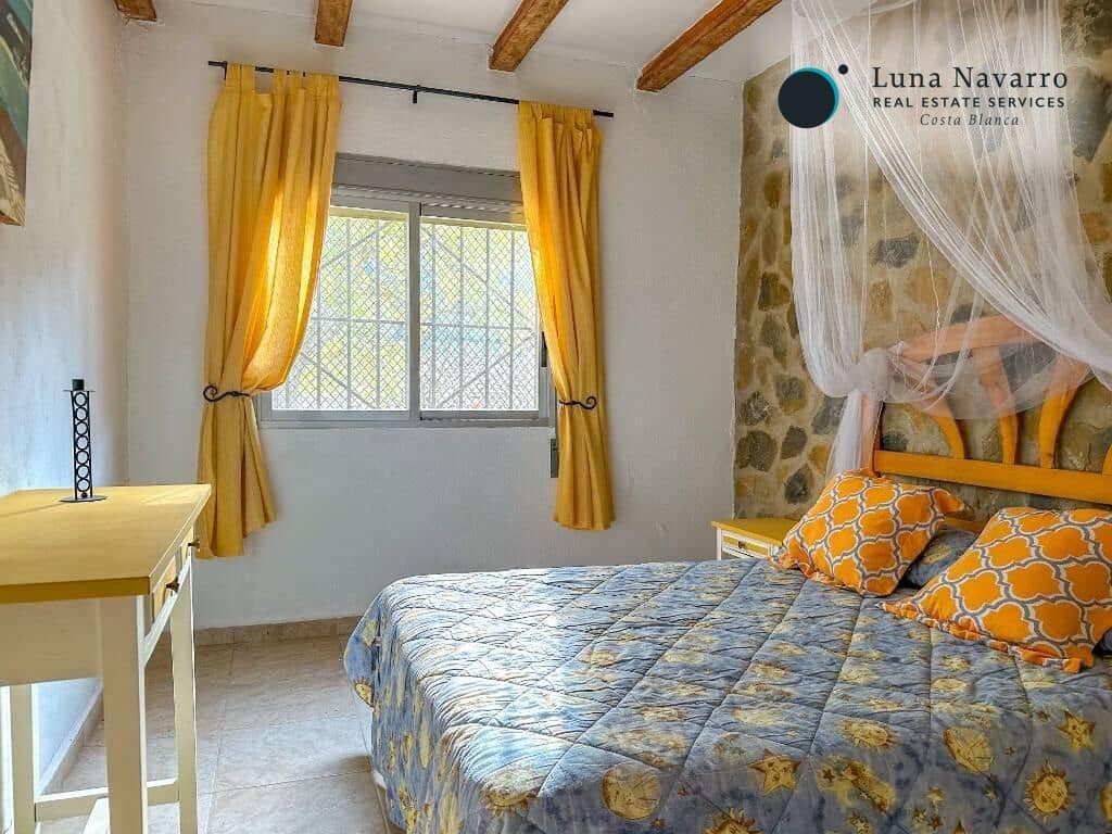 4 bedroom Finca/Country House for sale in Confrides with garage - € 230,000 (Ref: 9730769)