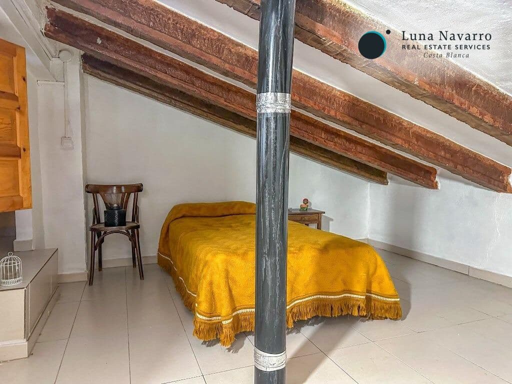 4 bedroom Finca/Country House for sale in Confrides with garage - € 230,000 (Ref: 9730769)