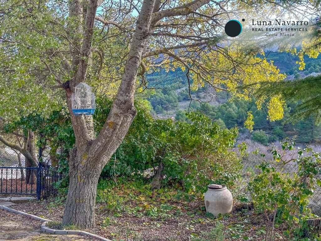 4 bedroom Finca/Country House for sale in Confrides with garage - € 230,000 (Ref: 9730769)