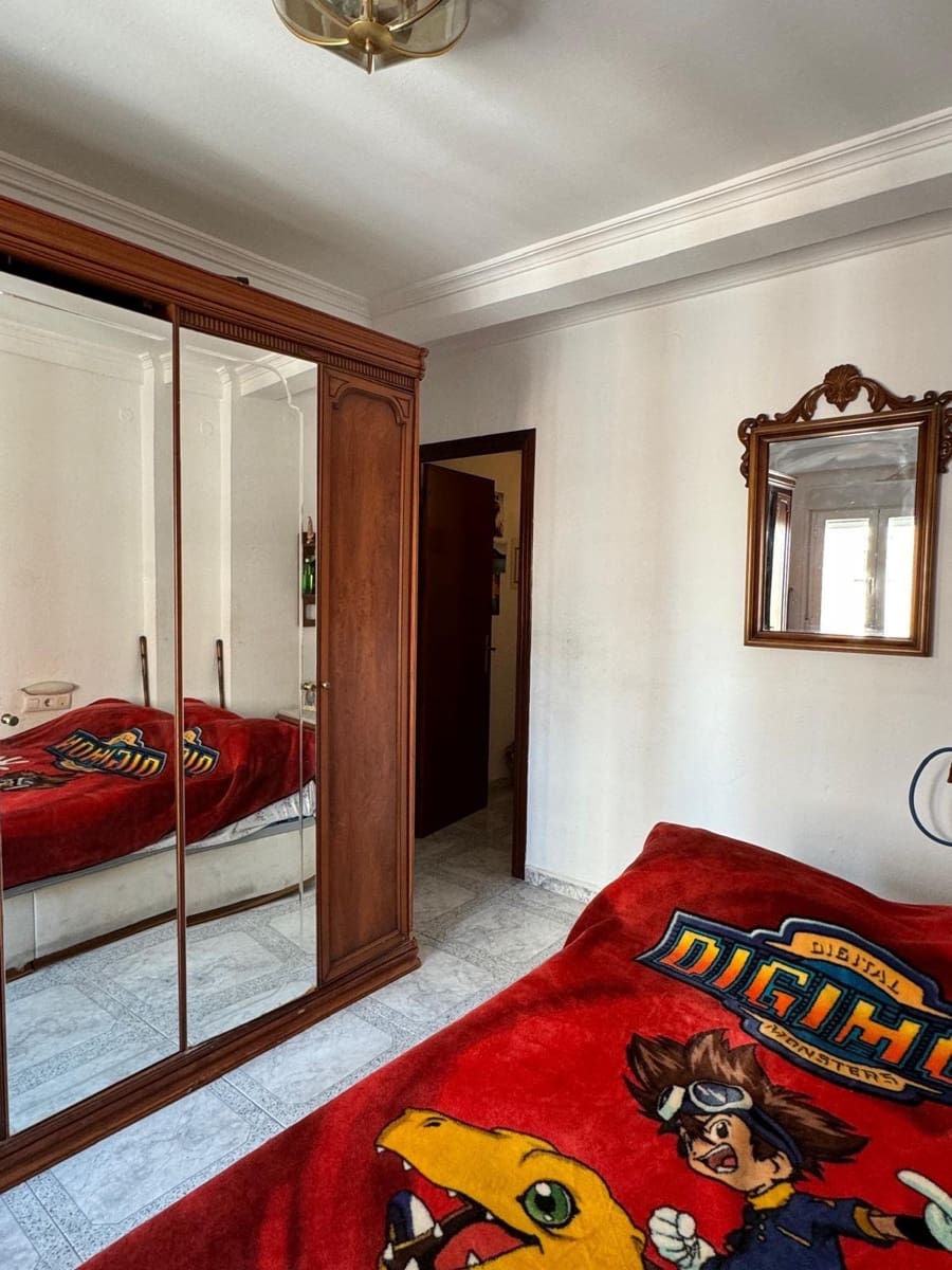 2 bedroom Flat for sale in Cádiz city € 215,000 (Ref 8511919)