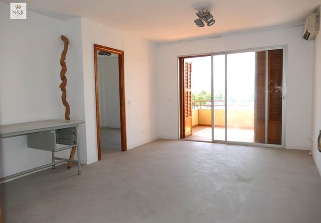 4 slaapkamer Flat te koop in Palma de Mallorca - € 420.000 (Ref: 9936759)
