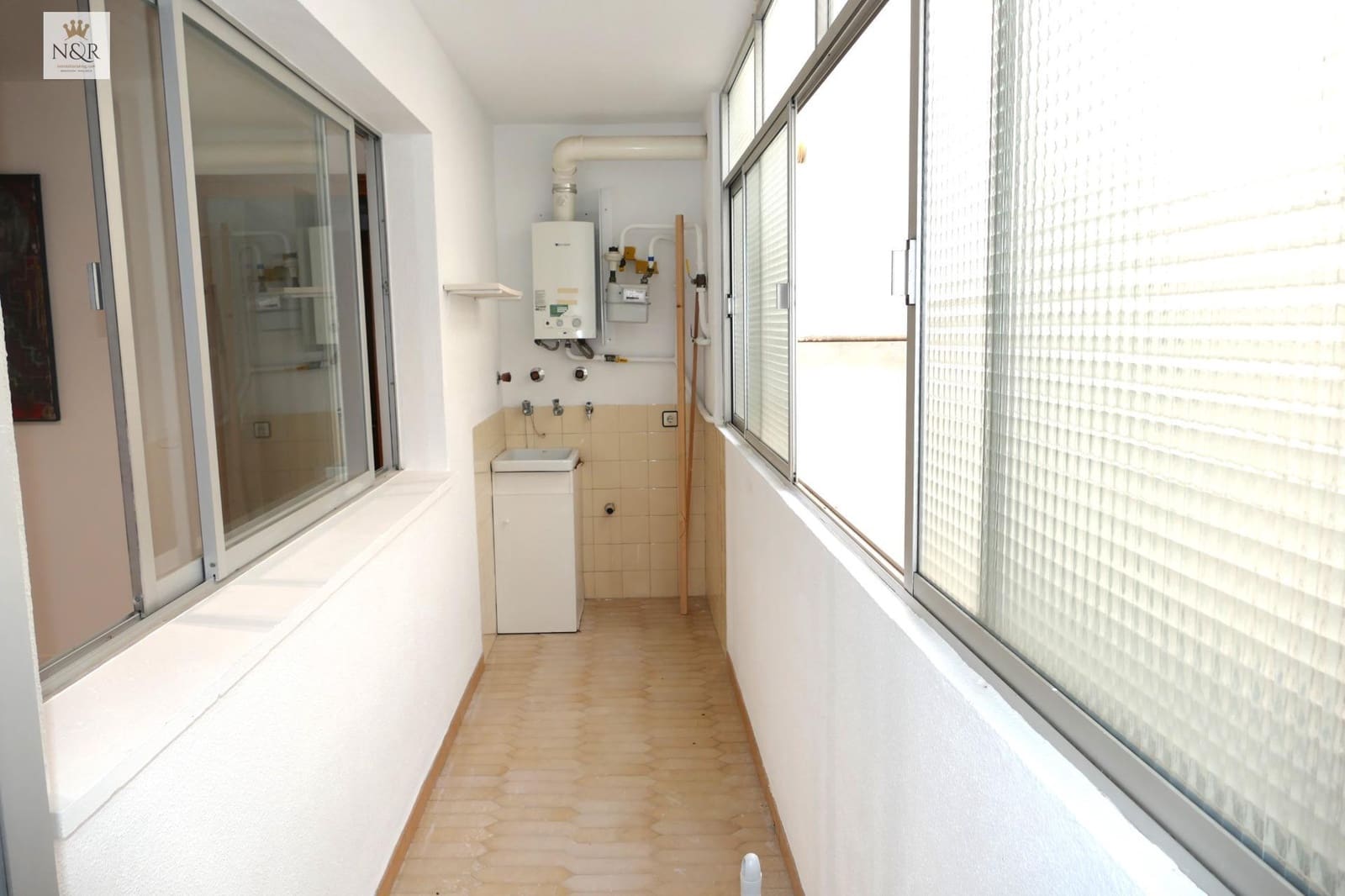 4 bedroom Flat for sale in Palma de Mallorca - € 420,000 (Ref: 9936759)