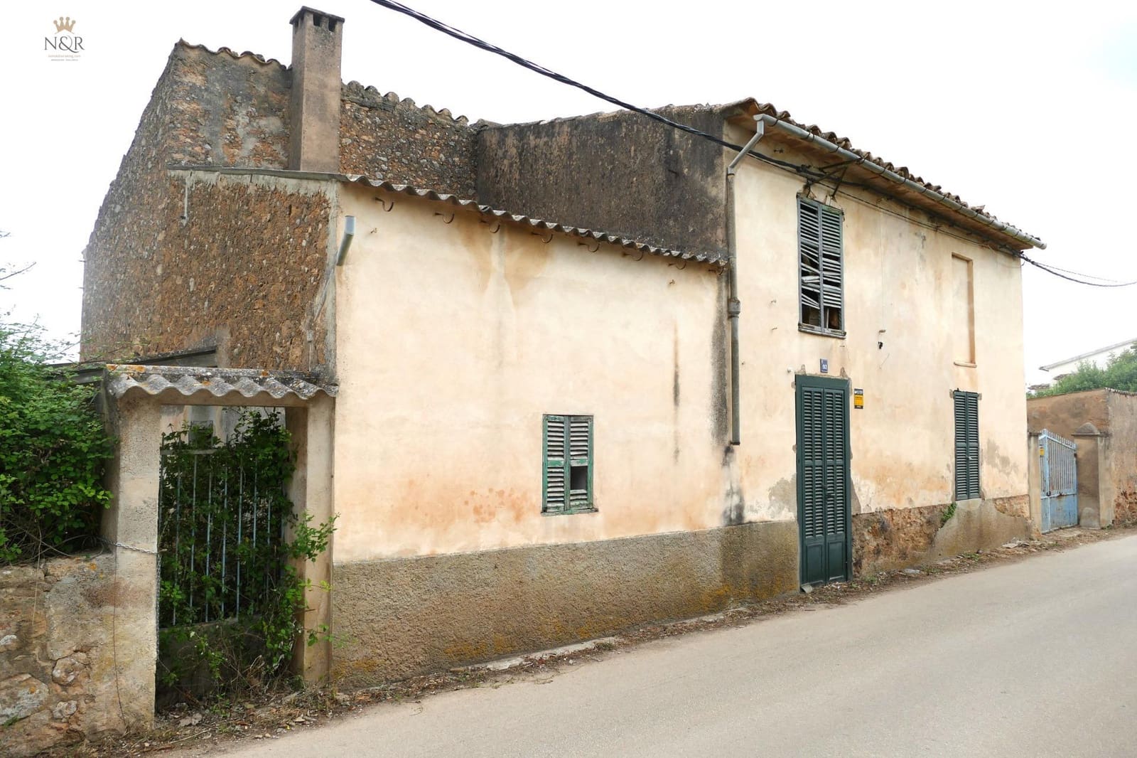 2 bedroom Finca/Country House for sale in Santa Maria del Cami - € 520,000 (Ref: 9936761)