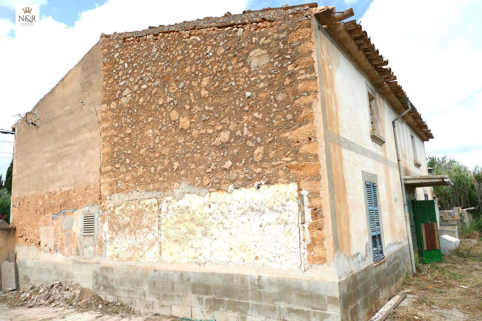 2 bedroom Finca/Country House for sale in Santa Maria del Cami - € 520,000 (Ref: 9936761)