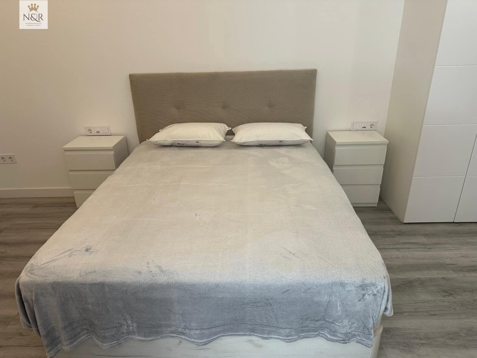 2 bedroom Flat for sale in Palma de Mallorca - € 469,000 (Ref: 9936762)