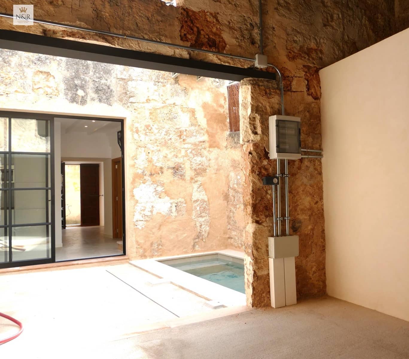3 bedroom Townhouse for rent in Sineu with pool - € 2,500 (Ref: 9936763)
