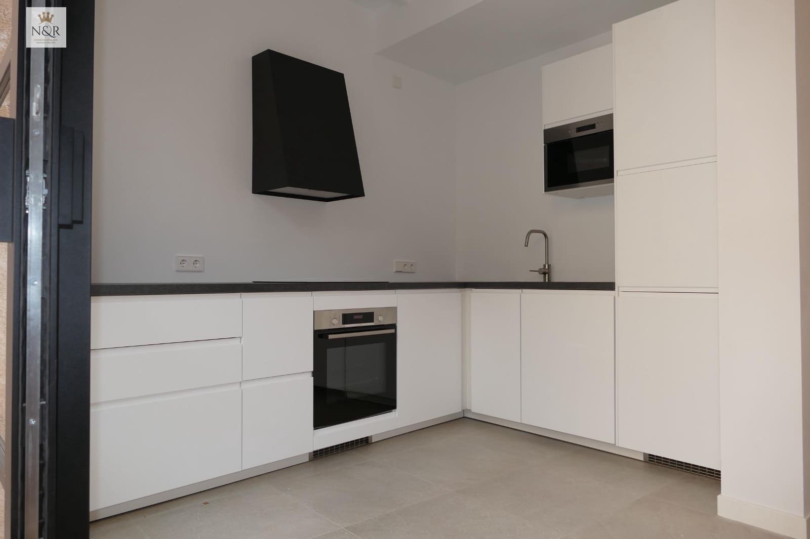3 bedroom Townhouse for rent in Sineu with pool - € 2,500 (Ref: 9936763)