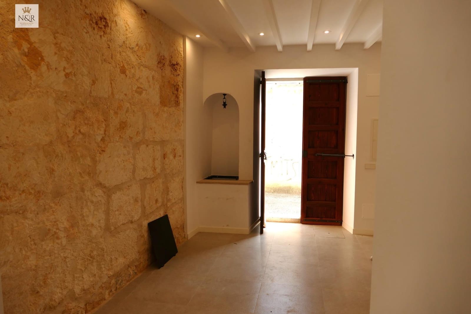 3 bedroom Townhouse for rent in Sineu with pool - € 2,500 (Ref: 9936763)