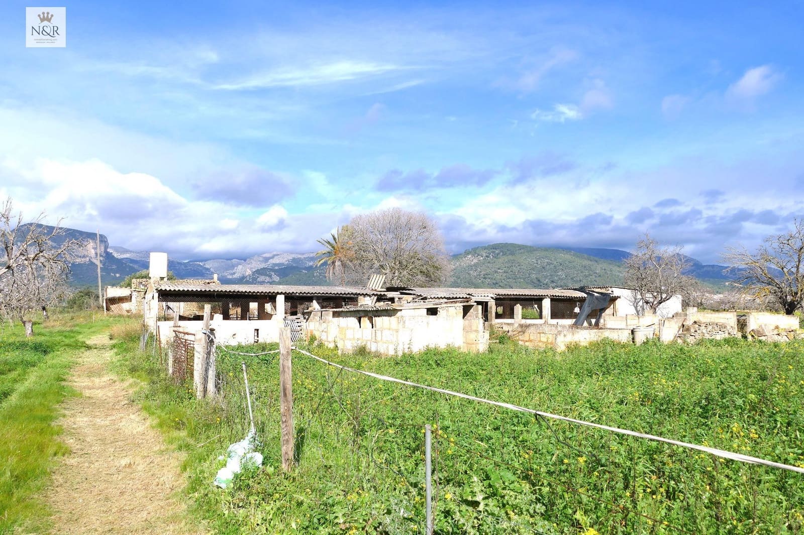 Finca/Country House for sale in Binissalem - € 440,000 (Ref: 9936764)