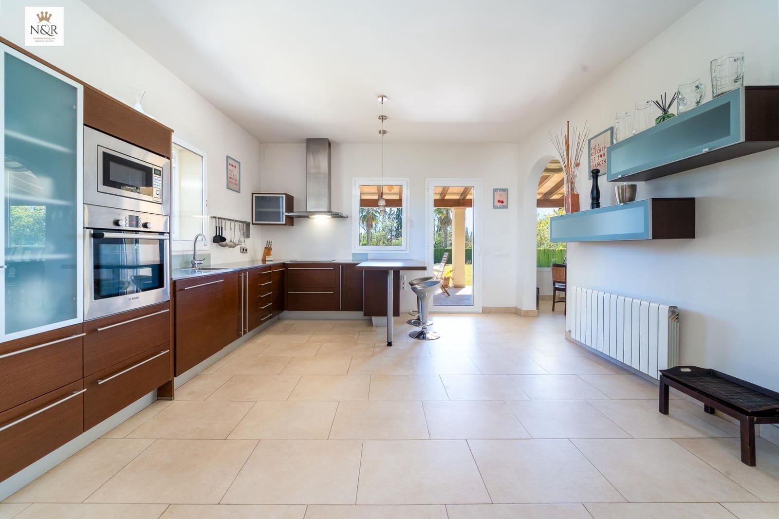 5 bedroom Villa for sale in Binissalem with pool garage - € 2,400,000 (Ref: 9936765)