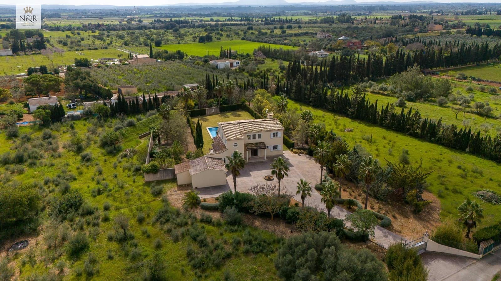 5 bedroom Villa for sale in Binissalem with pool garage - € 2,400,000 (Ref: 9936765)