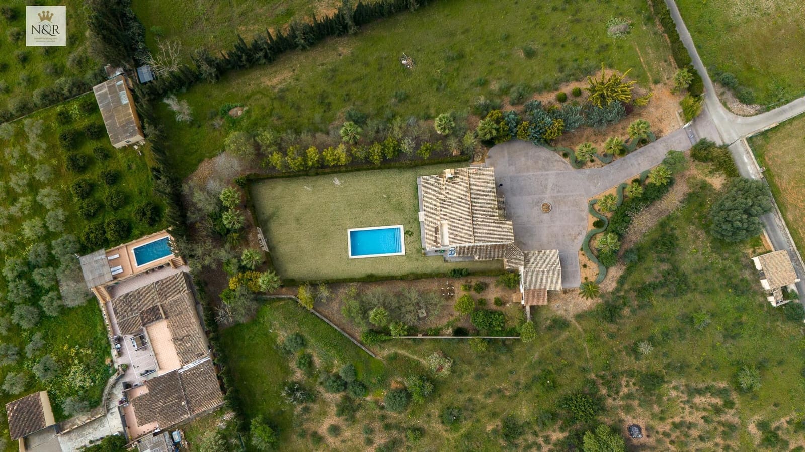 5 bedroom Villa for sale in Binissalem with pool garage - € 2,400,000 (Ref: 9936765)