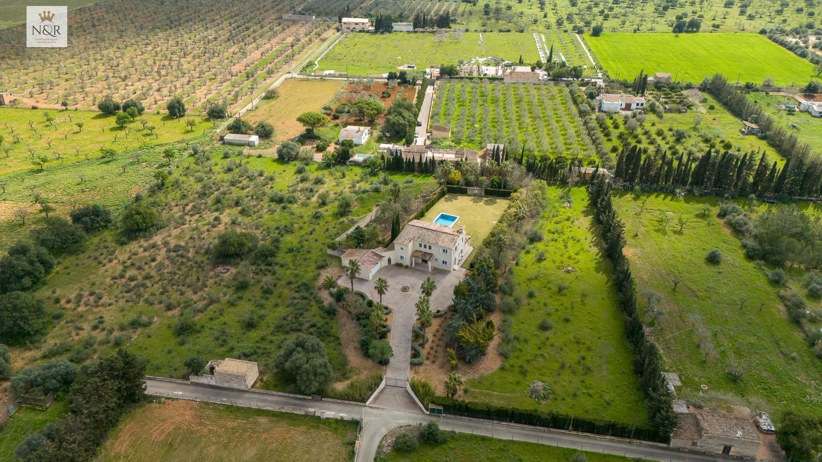 5 bedroom Villa for sale in Binissalem with pool garage - € 2,400,000 (Ref: 9936765)