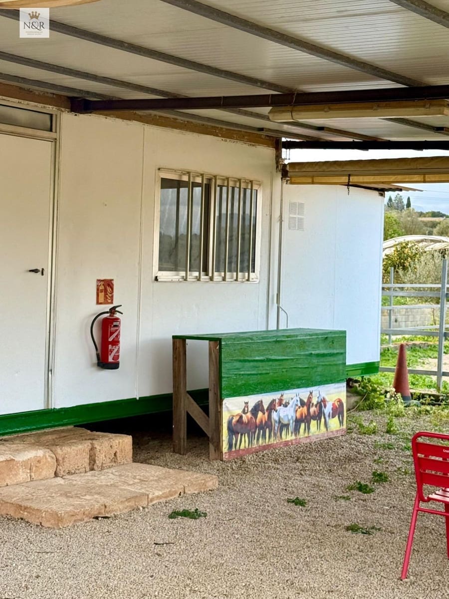 2 bedroom Finca/Country House for sale in Costitx - € 1,350,000 (Ref: 9936772)