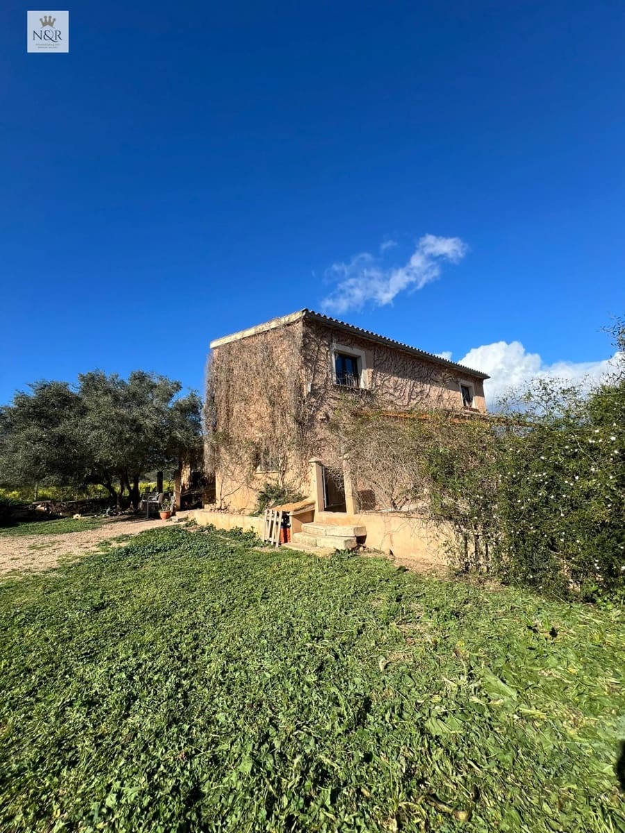 2 bedroom Finca/Country House for sale in Costitx - € 1,350,000 (Ref: 9936772)