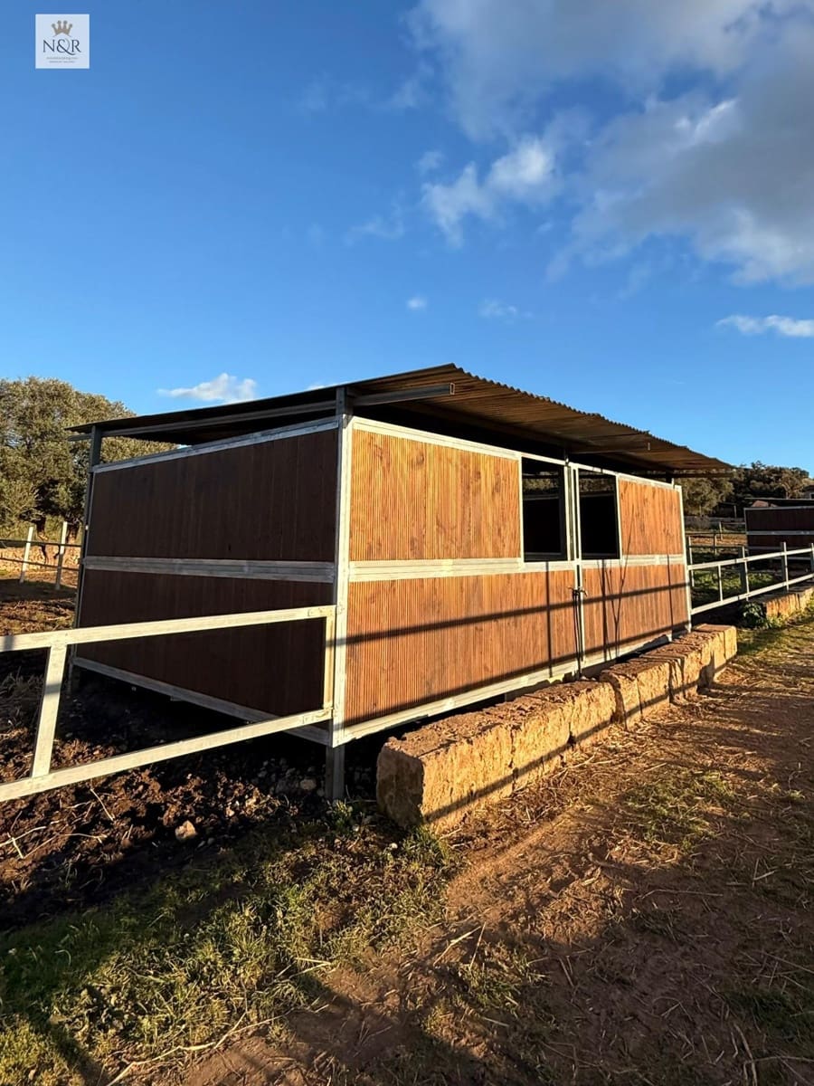 2 bedroom Finca/Country House for sale in Costitx - € 1,350,000 (Ref: 9936772)
