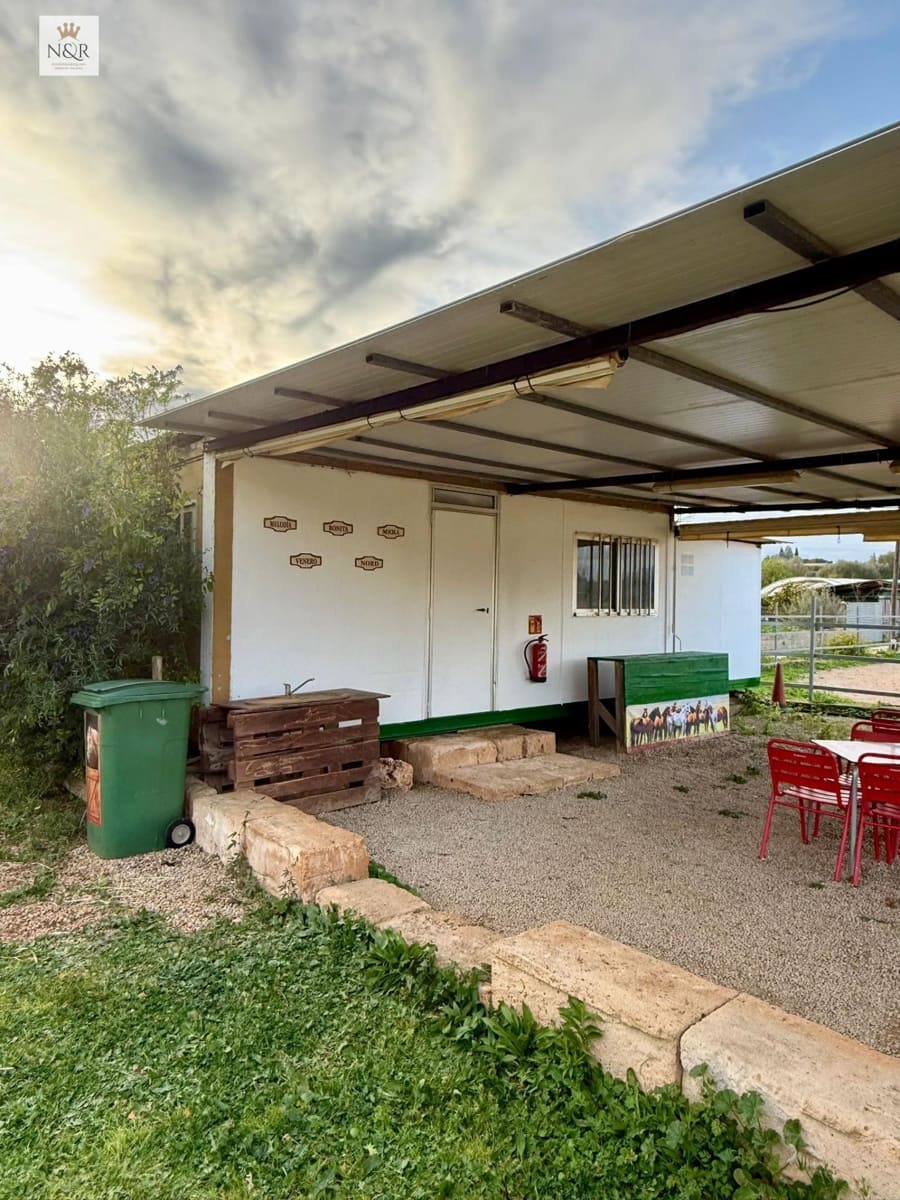 2 bedroom Finca/Country House for sale in Costitx - € 1,350,000 (Ref: 9936772)