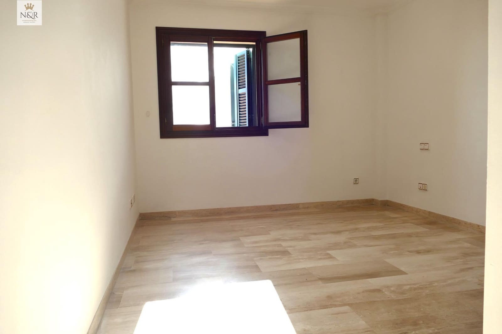 3 bedroom Penthouse for rent in Consell - € 1,700 (Ref: 9936776)