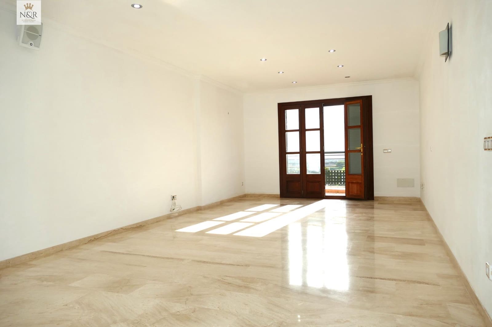 3 bedroom Penthouse for rent in Consell - € 1,700 (Ref: 9936776)