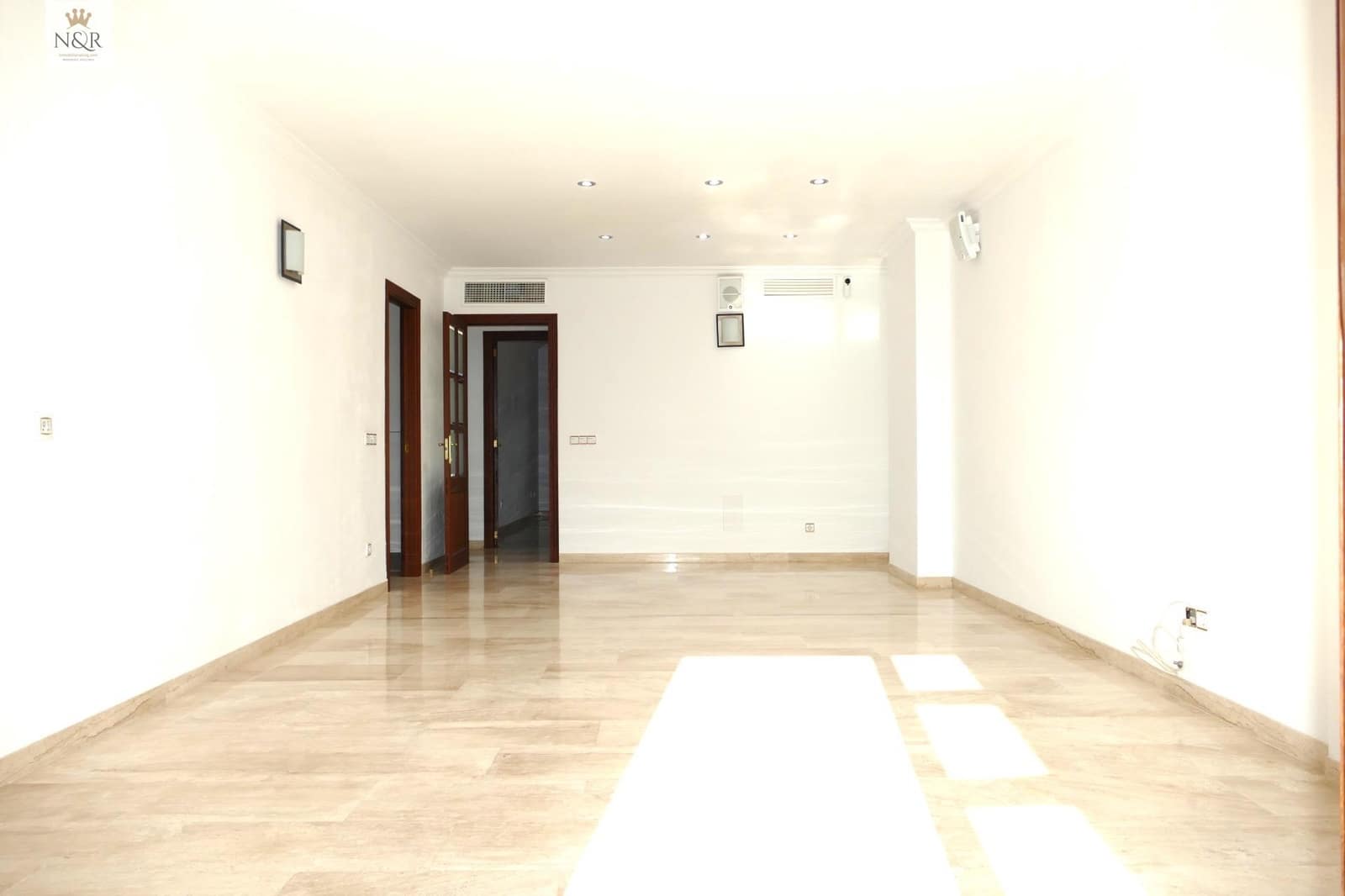 3 bedroom Penthouse for rent in Consell - € 1,700 (Ref: 9936776)
