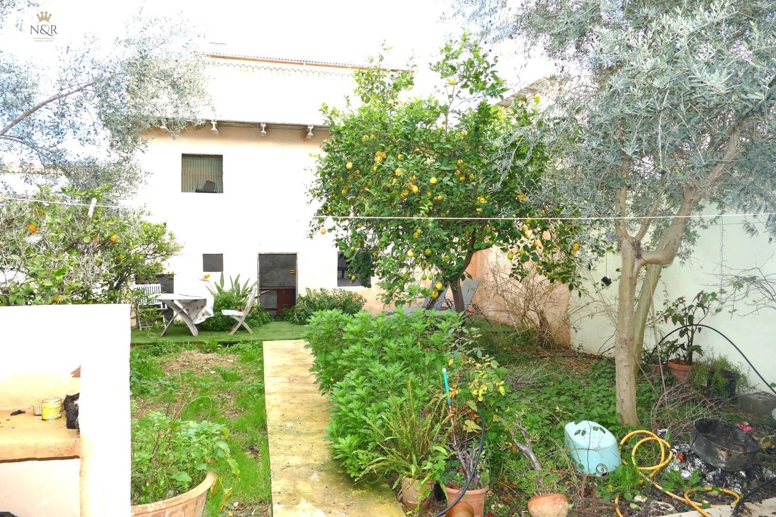 4 bedroom Villa for sale in Binissalem with garage - € 695,000 (Ref: 9936782)