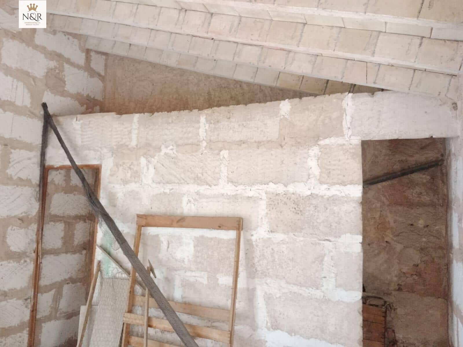 2 bedroom Townhouse for sale in Lloseta - € 179,000 (Ref: 9936786)