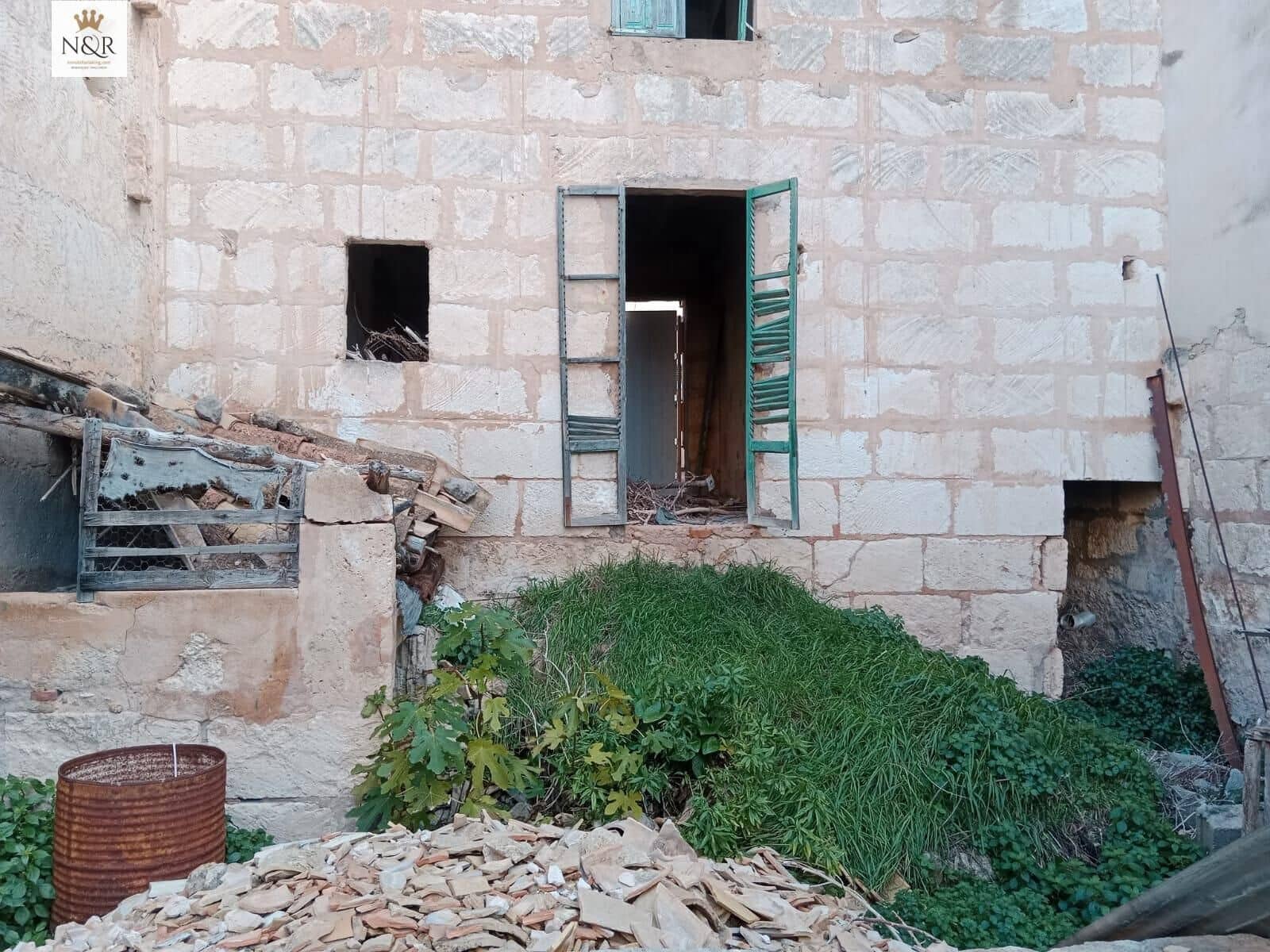 2 bedroom Townhouse for sale in Lloseta - € 179,000 (Ref: 9936786)