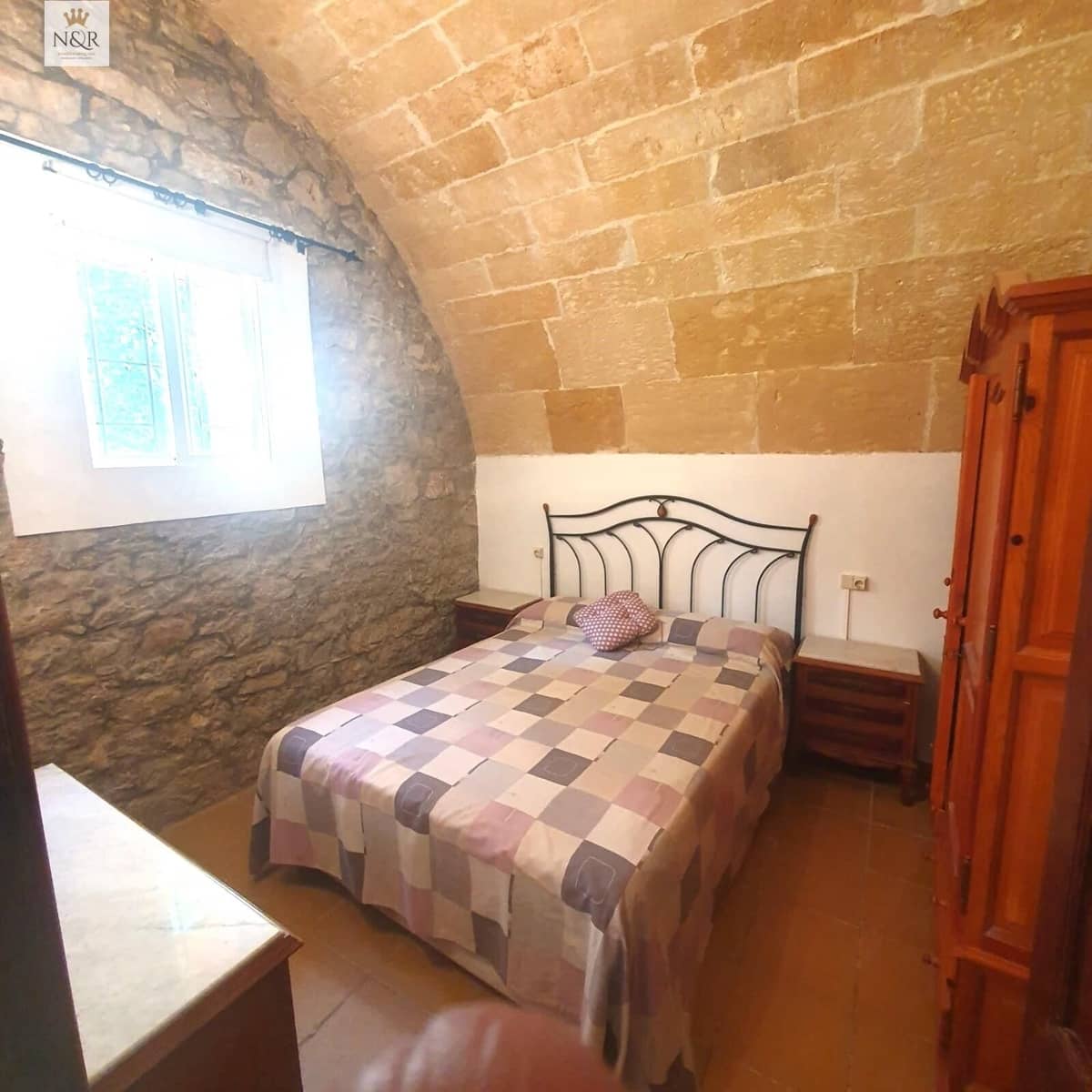 2 bedroom Finca/Country House for sale in Binissalem - € 745,000 (Ref: 9936787)