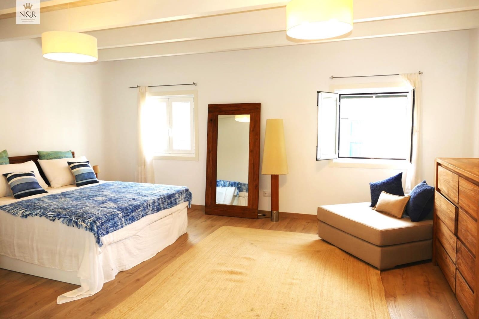 3 bedroom Townhouse for sale in Mahon / Mao with garage - € 895,000 (Ref: 9936788)
