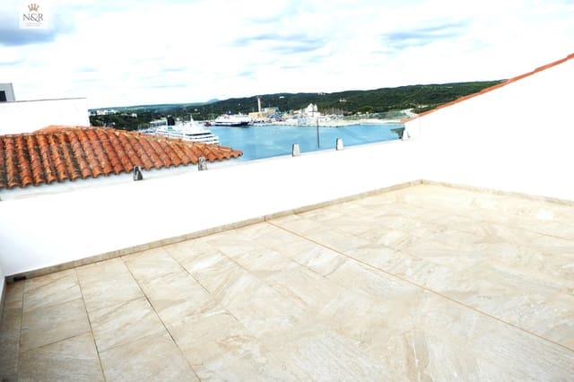 3 sovrum Hus till salu i Mahón / Maó med garage - 895 000 € (Ref: 9936788)