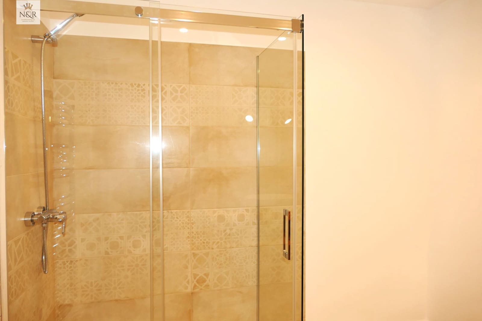 3 bedroom Townhouse for sale in Mahon / Mao with garage - € 895,000 (Ref: 9936788)