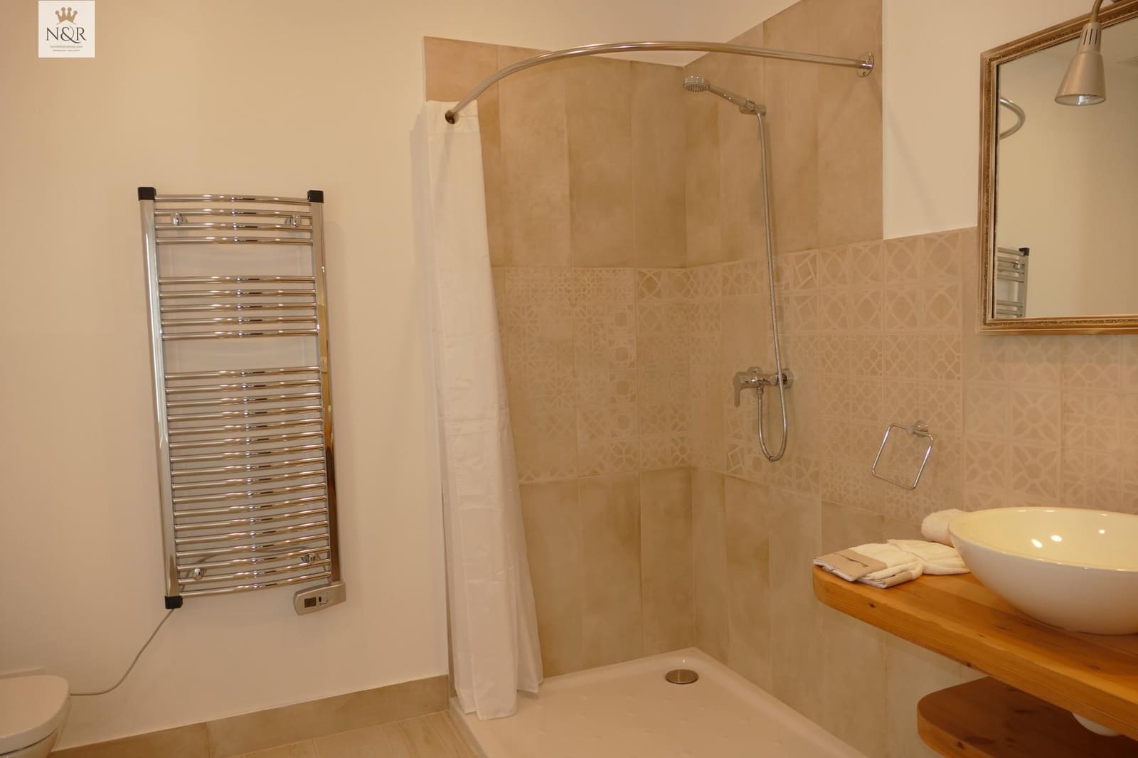 3 bedroom Townhouse for sale in Mahon / Mao with garage - € 895,000 (Ref: 9936788)