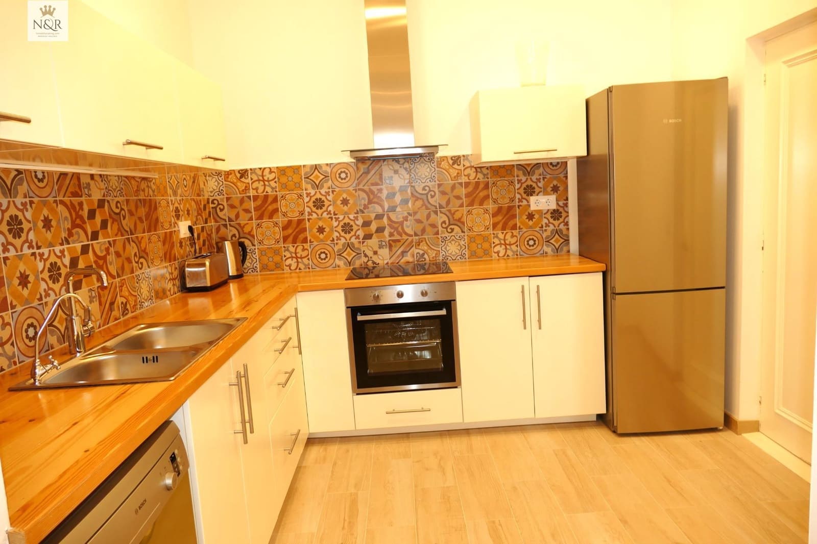 3 bedroom Townhouse for sale in Mahon / Mao with garage - € 895,000 (Ref: 9936788)