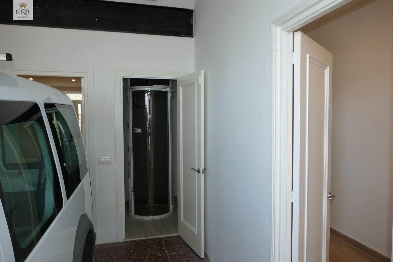 3 bedroom Townhouse for sale in Mahon / Mao with garage - € 895,000 (Ref: 9936788)