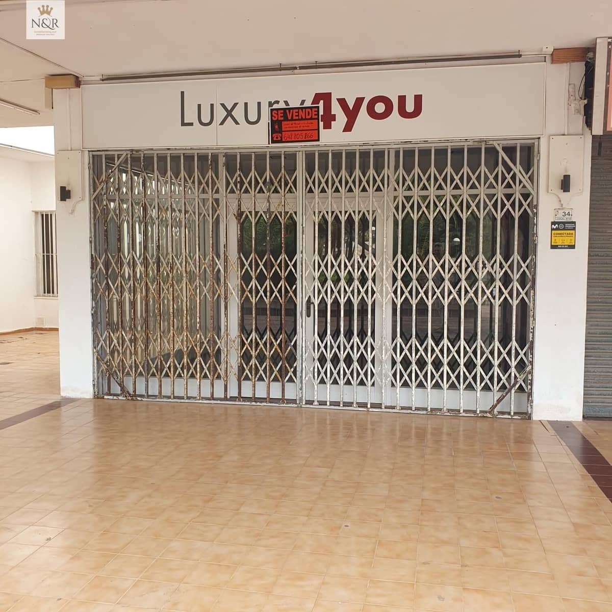 Commercial for sale in Costa de la Calma - € 195,000 (Ref: 9936794)