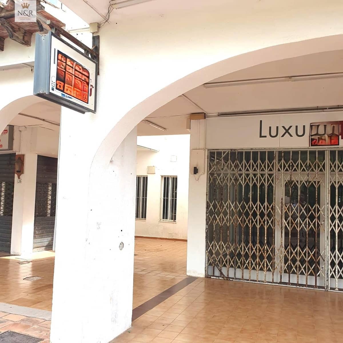 Commercial for sale in Costa de la Calma - € 195,000 (Ref: 9936794)